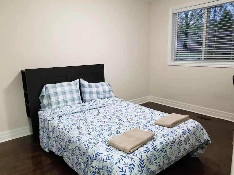 Private Rooms 5 Min Finch West Subway - York University Toronto Luaran gambar