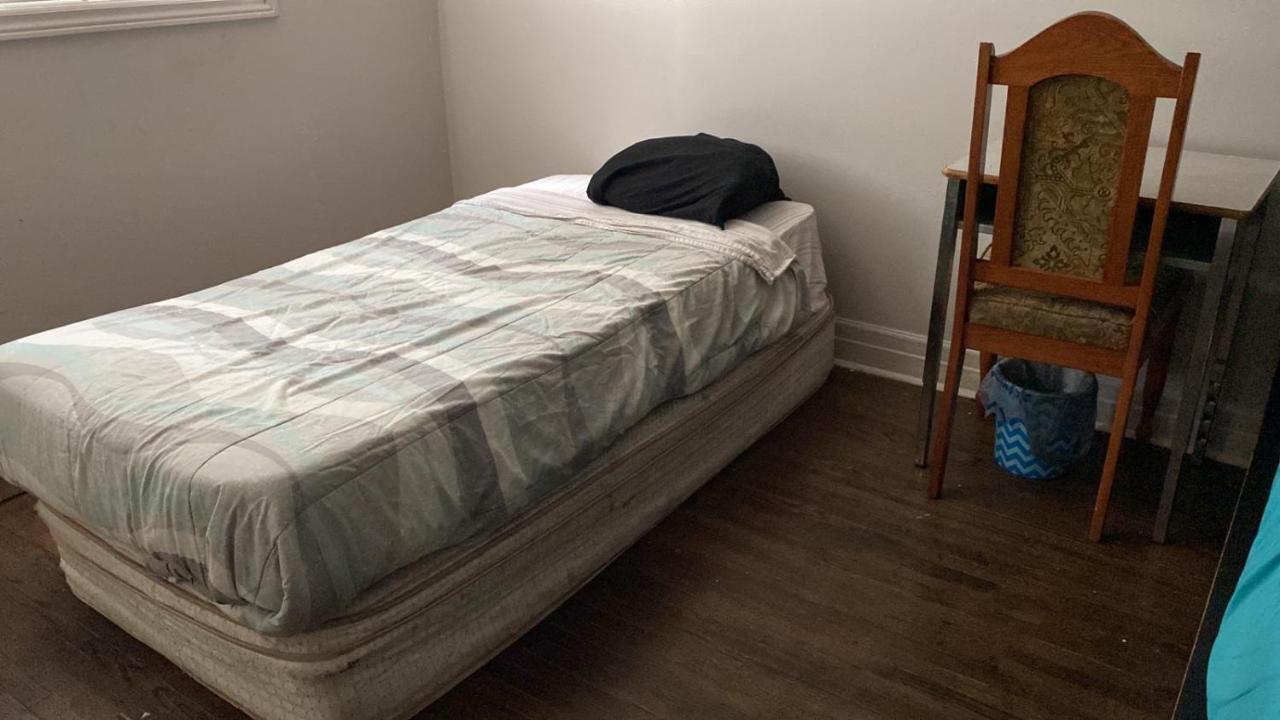 Private Rooms 5 Min Finch West Subway - York University Toronto Luaran gambar
