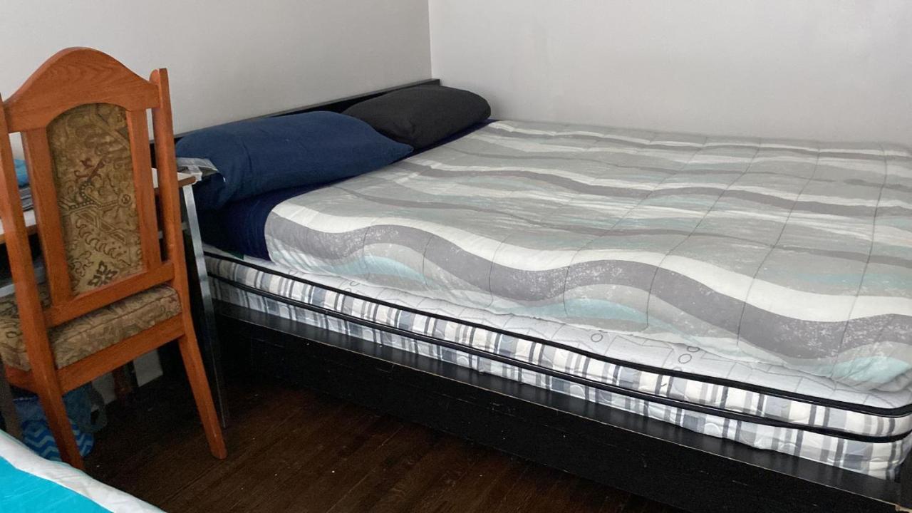 Private Rooms 5 Min Finch West Subway - York University Toronto Luaran gambar